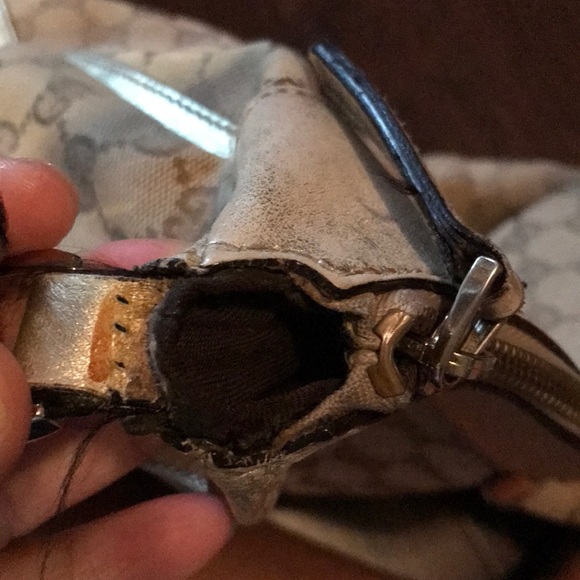 Gucci D ring hobo bag - Picture 6 of 16